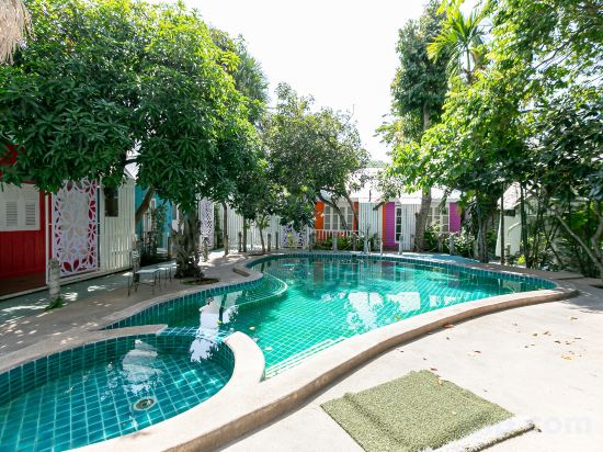 Фото Deeden Pattaya Resort