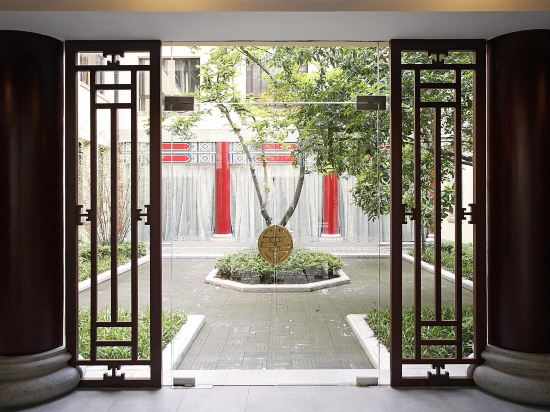 Фото Yishiyuan Hotel