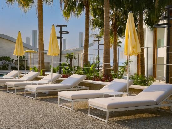 Фото Radisson Beach Resort Larnaca