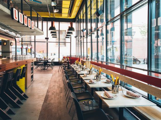 Фото Bastardo Hostel