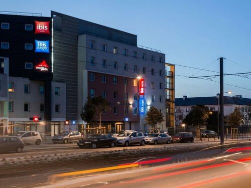 Гостиница ibis Orly Chevilly Tram 7 в Л'Э-ле-Розе