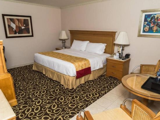 Фото Tijuana Marriott Hotel