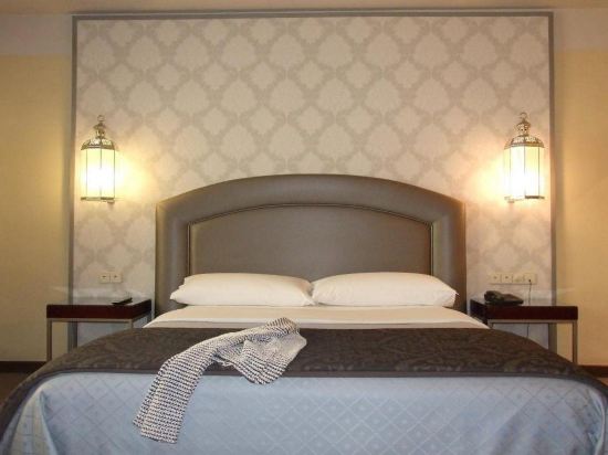 Фото Hotel Macià Alfaros