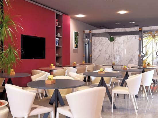 Фото Hotel Sunflower