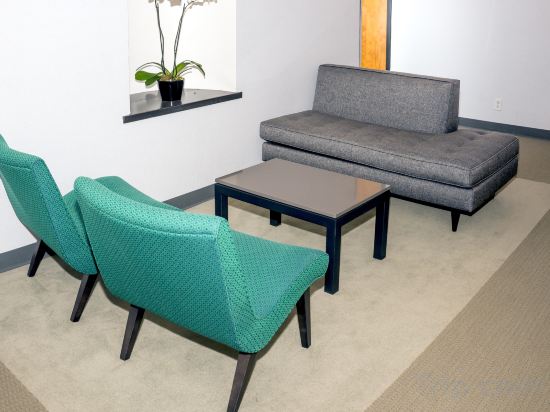 Фото Grant Plaza Hotel