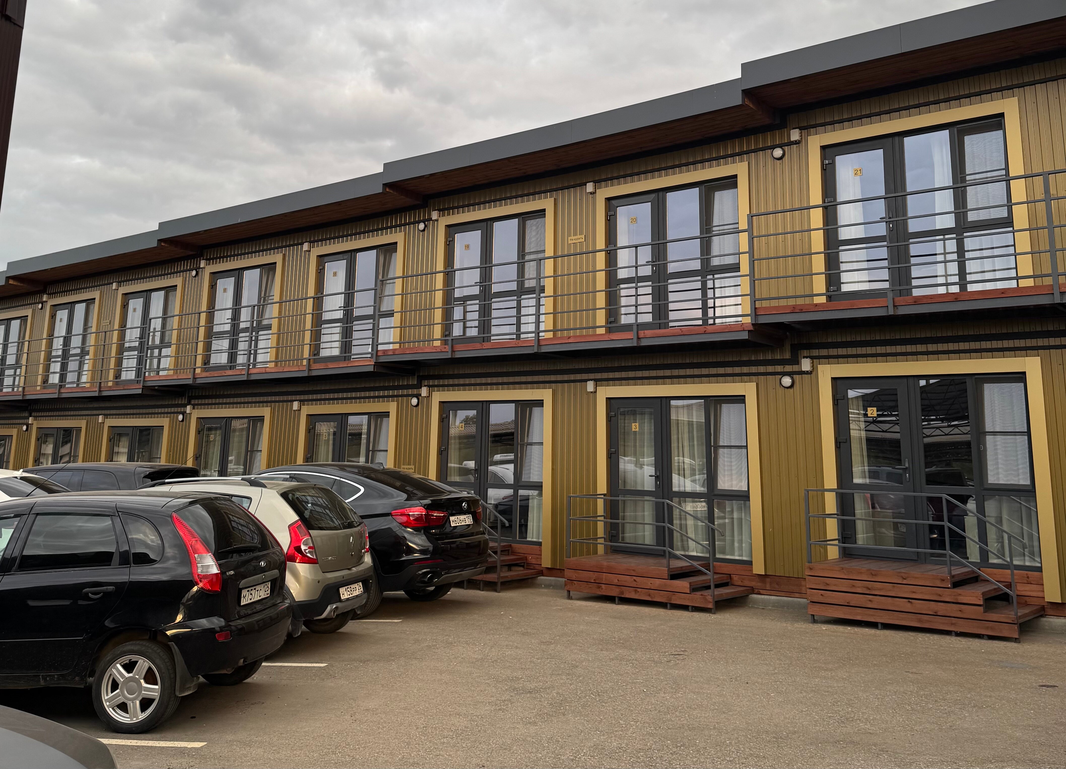 Фото отеля 1