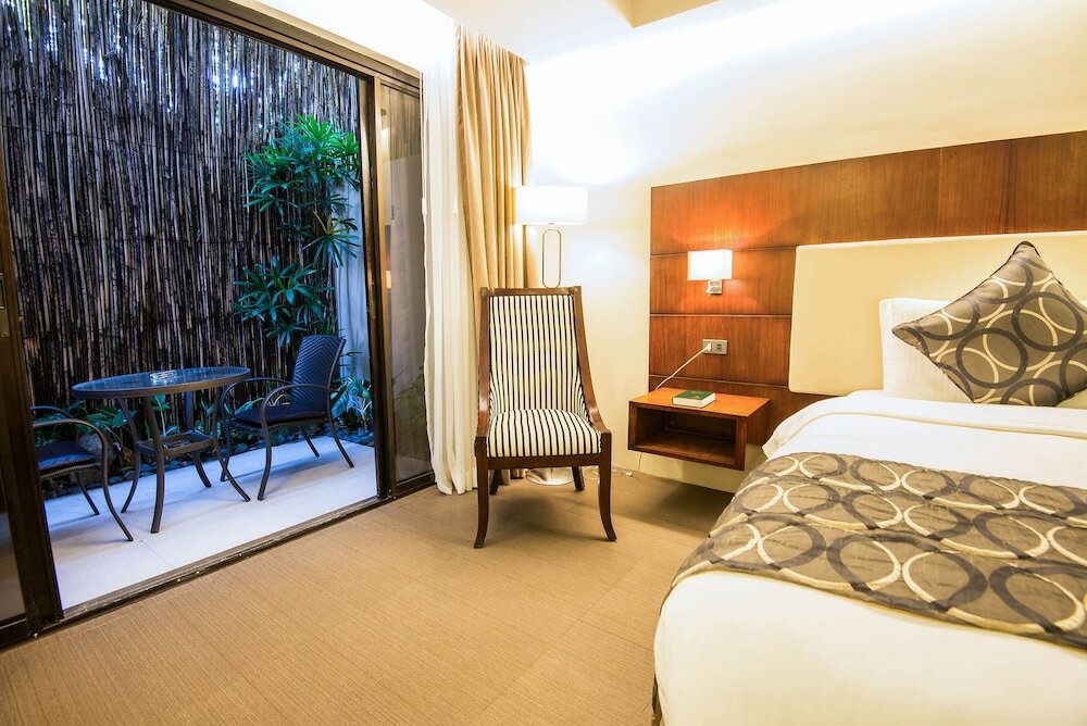 Фото Ariana Hotel