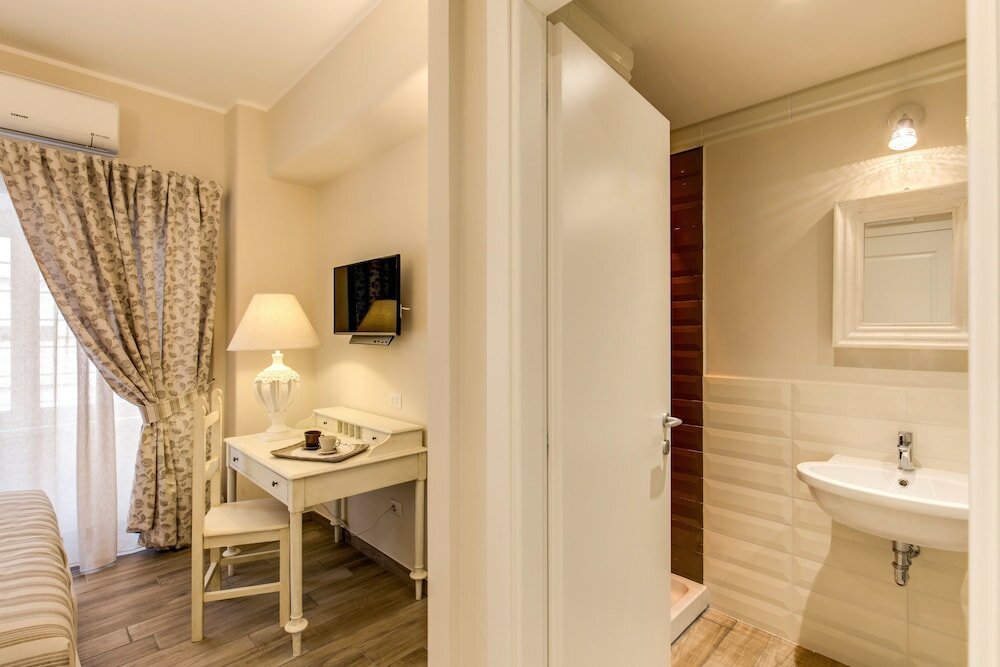 Фото Casa Tua Vaticano Guest House