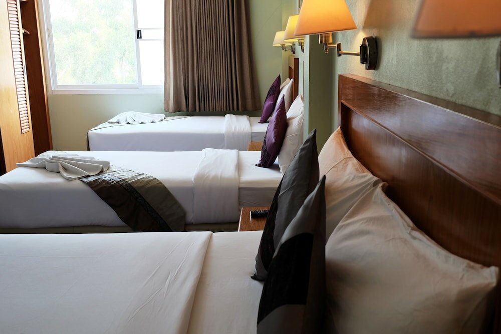 Фото Chilli Hotel & Restaurant