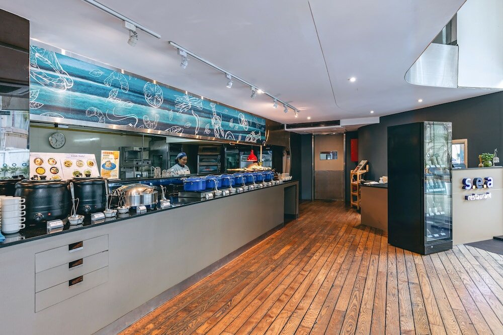 Фото Hotel Baraquda Heeton Pattaya