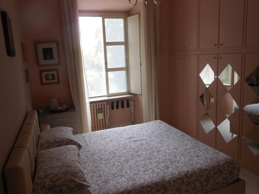 Фото B&b Domus Chiara