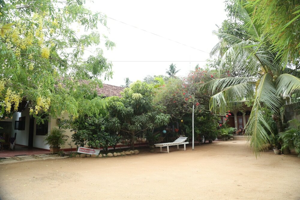 Фото Wonderland Mirissa Lucky Guest Home