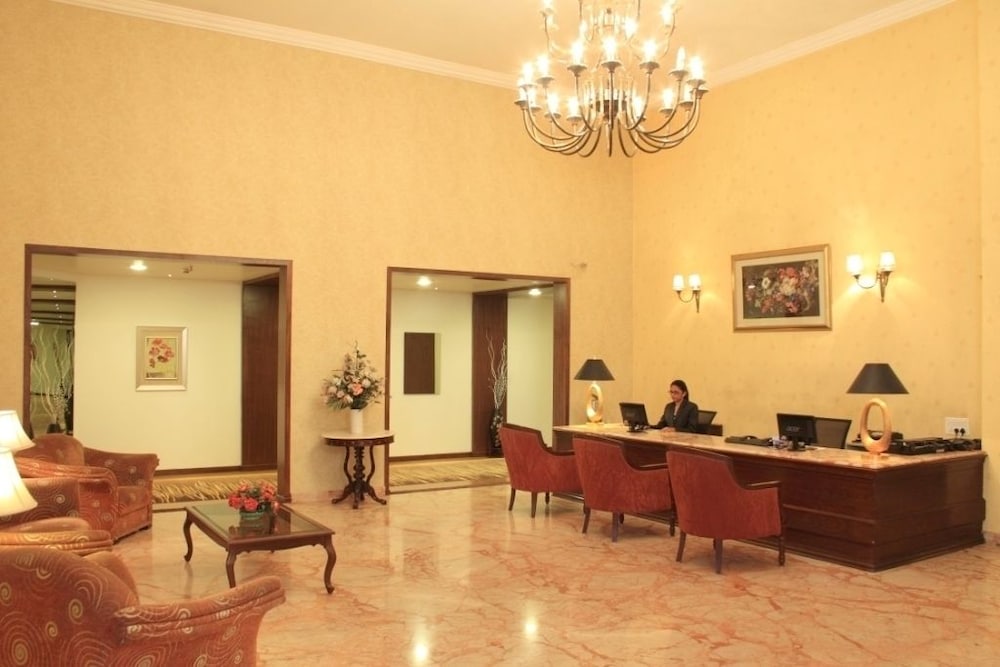 Фото The Grand Magrath Hotel