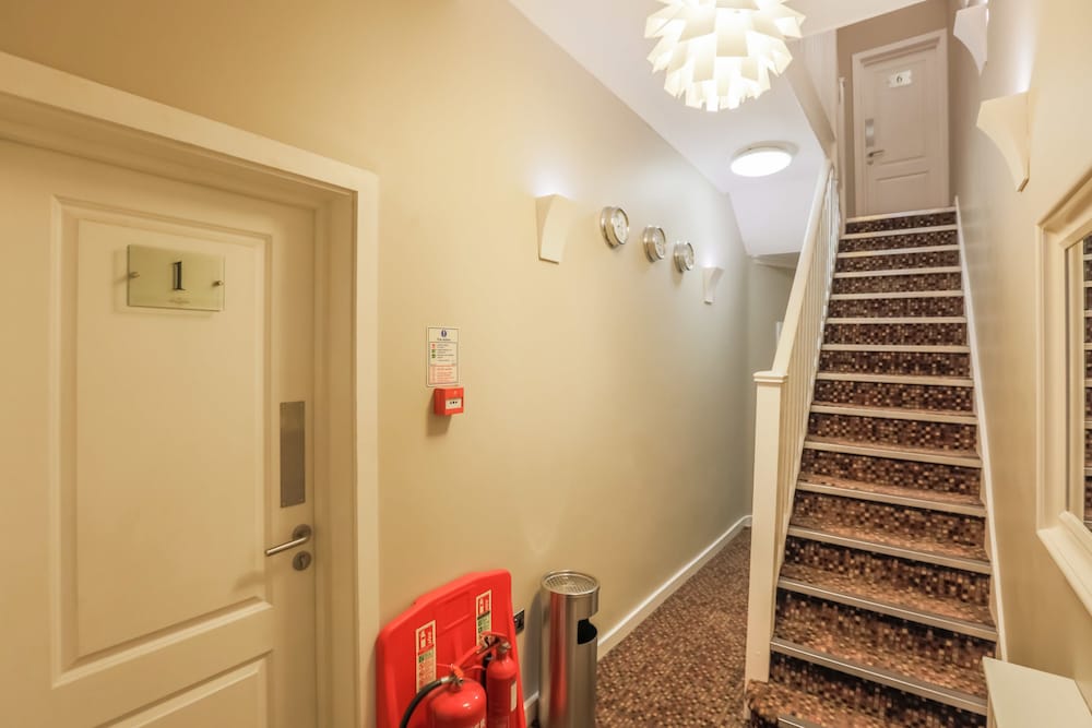 Фото Prince Regent Hotel Excel London