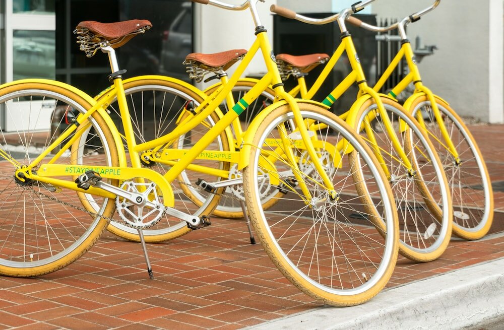 Фото Staypineapple, An Artful Hotel