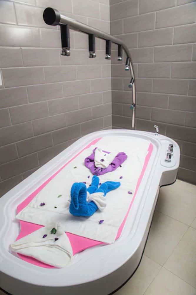 Фото The Cardiff Hotel & SPA