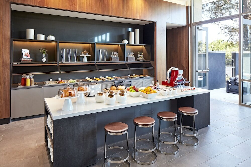 Фото Ac Hotel by Marriott San Jose Santa Clara