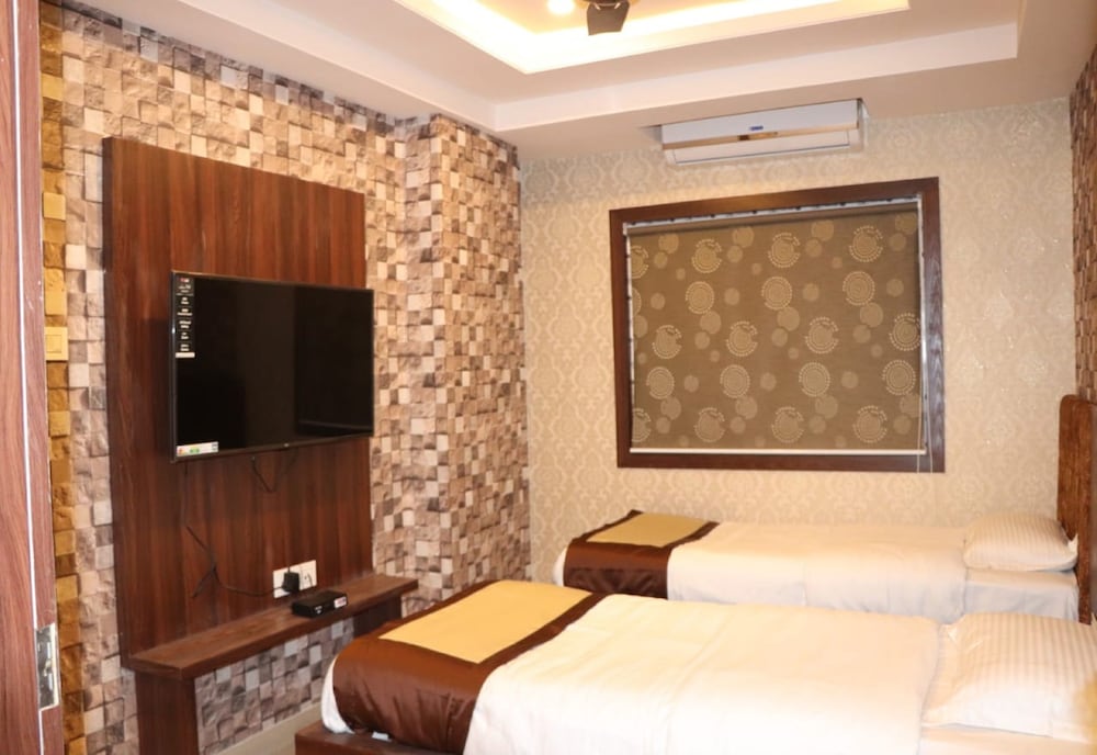 Фото Hotel Angina