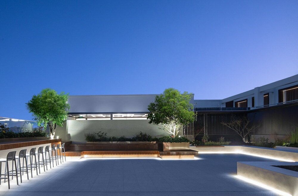 Фото Voco Nanjing Oriental Pearl, An Ihg Hotel