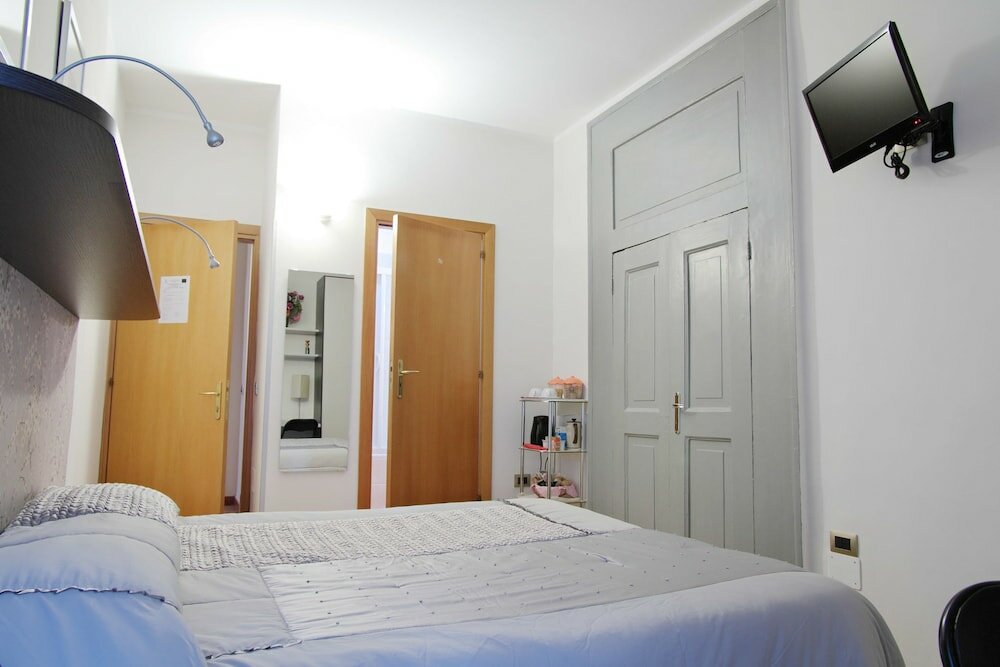 Фото B&b Napoli Plebiscito