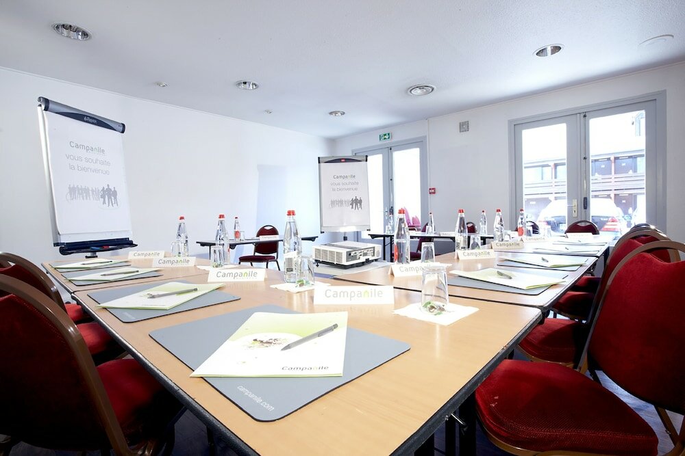 Фото Campanile Chambray Les Tours