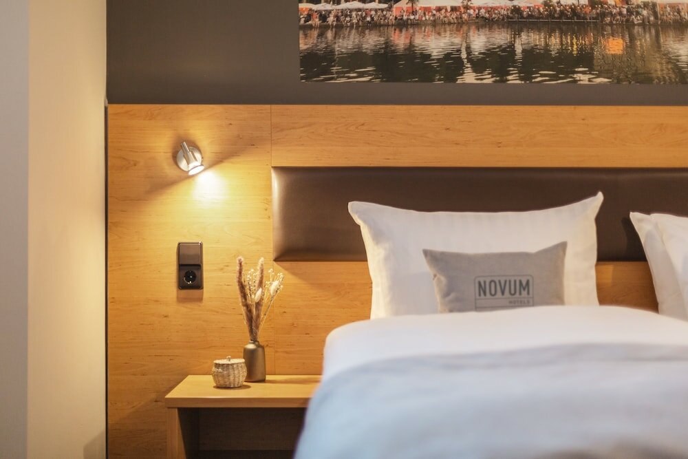 Фото Novum Hotel Bruy