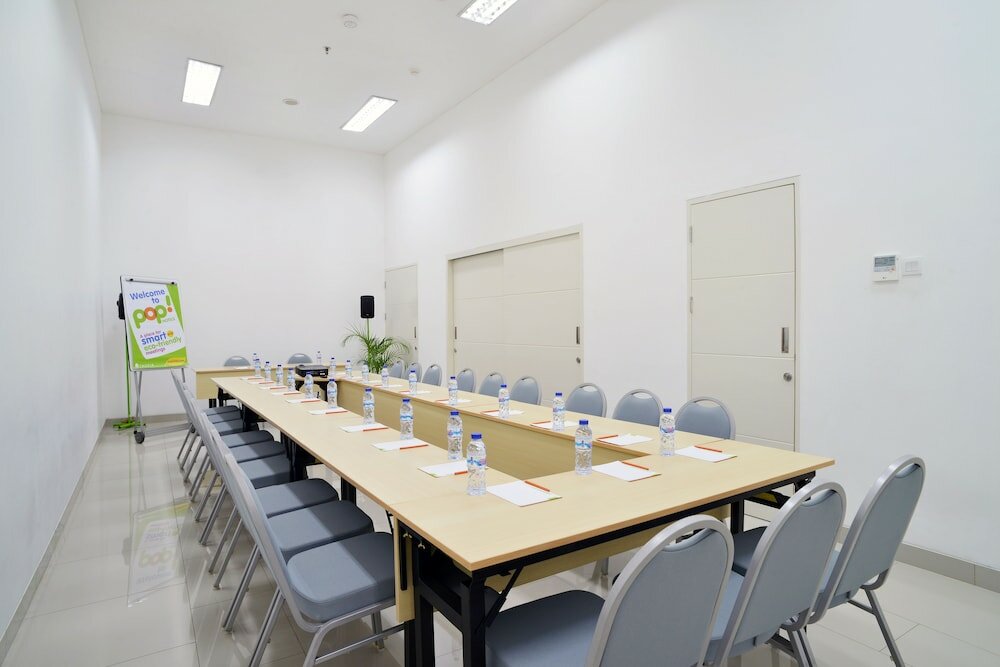 Фото Pop! Hotel Kemang Jakarta