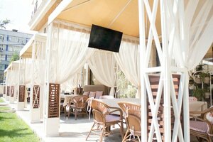 Гостиница Ramada by Wyndham Bishkek Centre