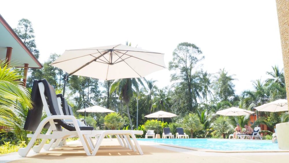 Фото Peaceful Resort Koh Lanta