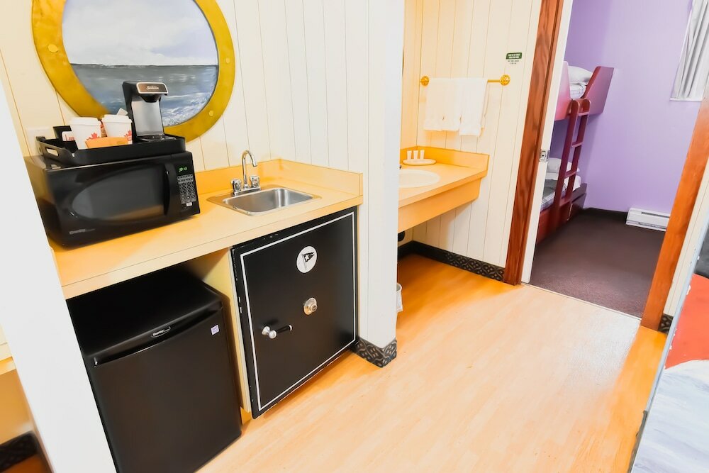 Фото Canad Inns Destination Centre Fort Garry