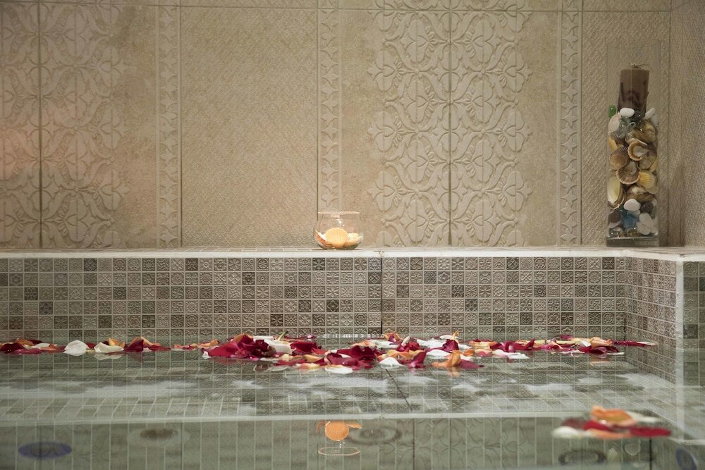 Фото Paradise Saigon Boutique Hotel & SPA