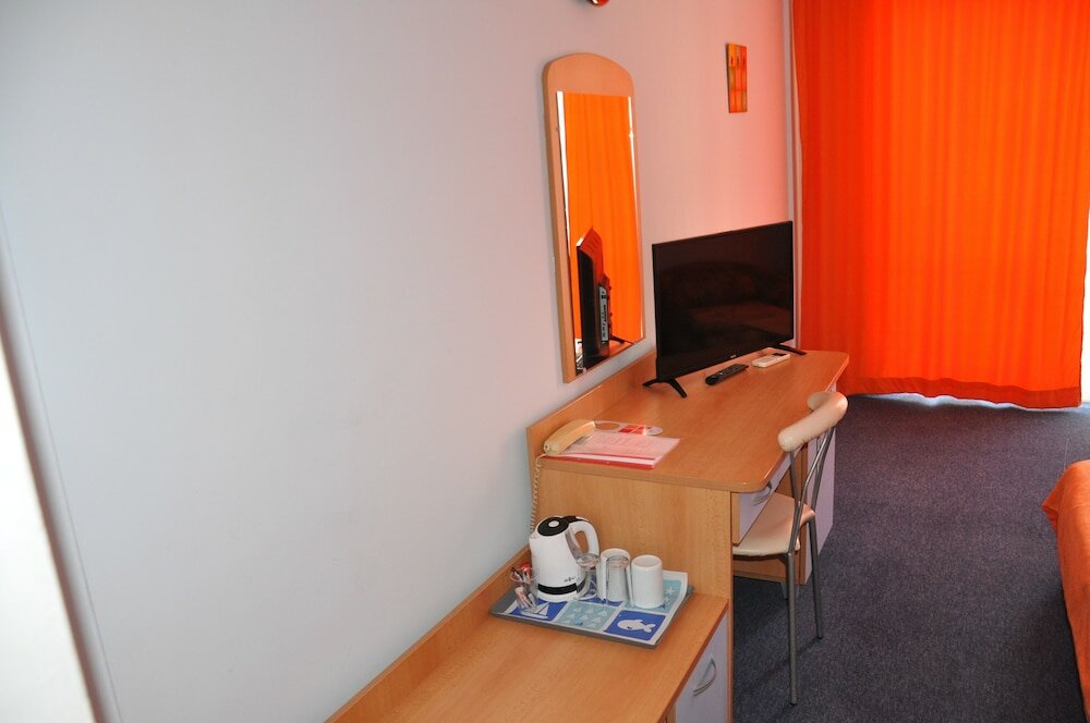 Фото Hotel BelleVille