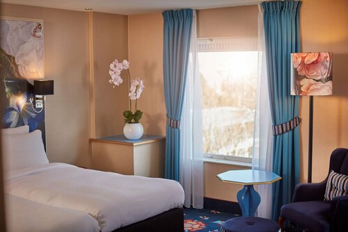 Внешний вид отеля Carlton Ambassador Hotel в Гааге, фото 5