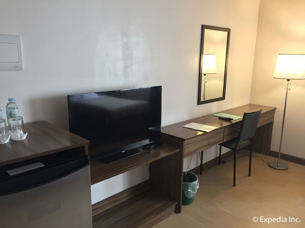 Фото Leope Hotel