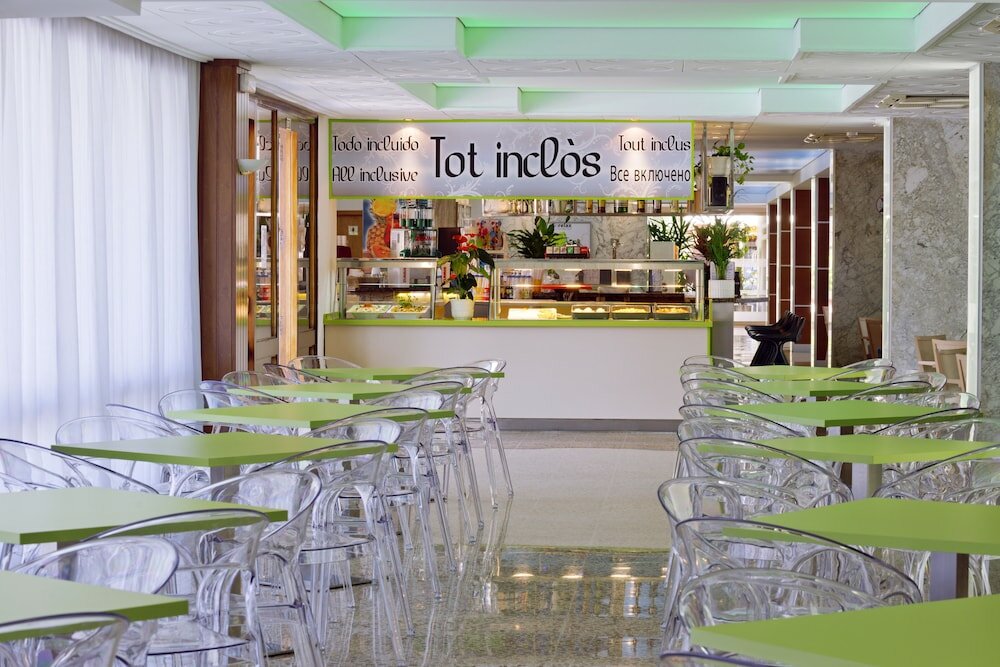 Фото Hotel Ght Oasis Park & SPA