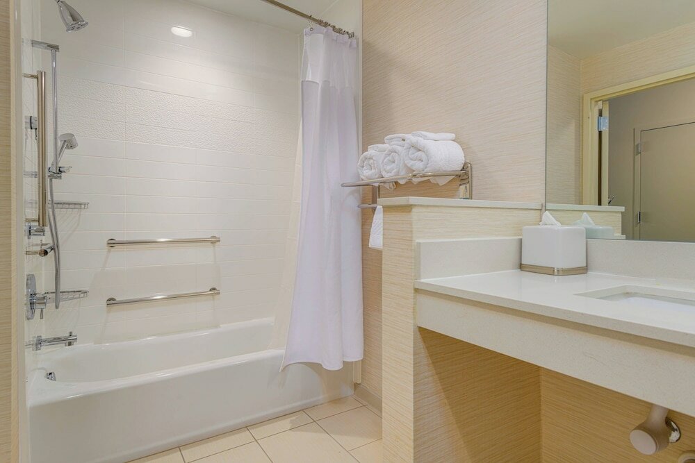 Фото Fairfield Inn & Suites by Marriott Raleigh Cary