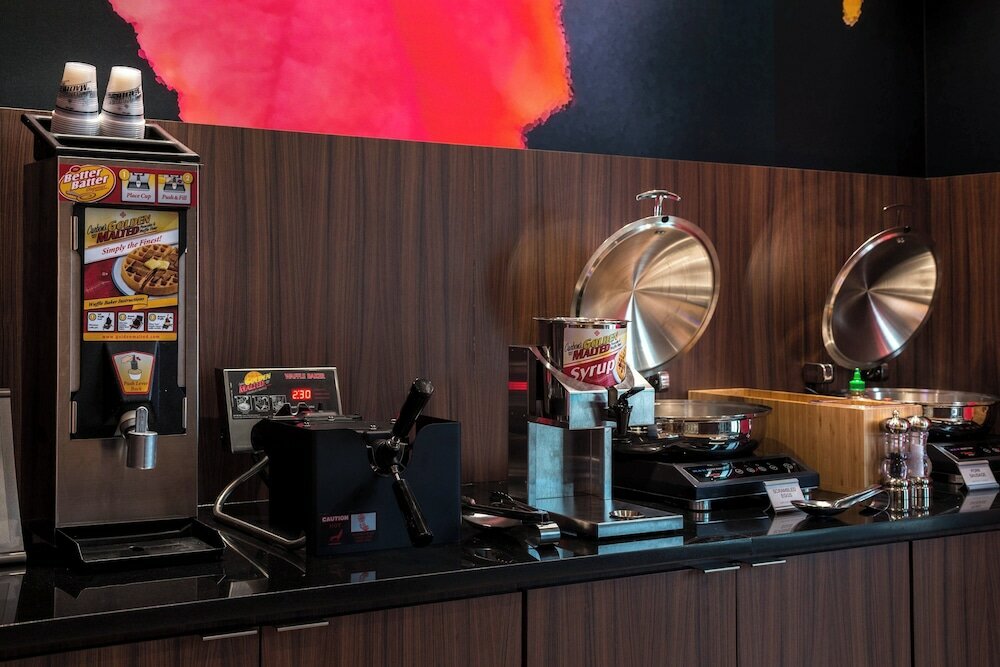 Фото Fairfield Inn & Suites by Marriott Orlando East/UCF Area