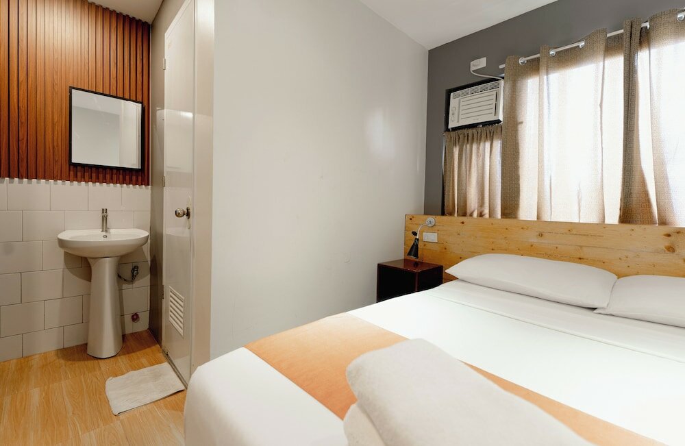 Фото Aliria Bed and Breakfast