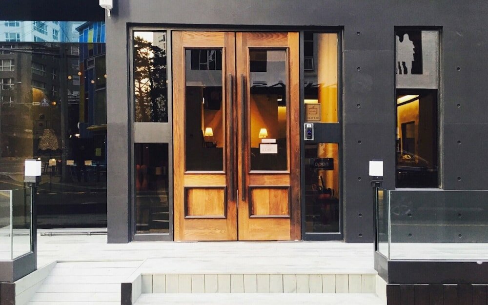 Фото Canvas Hostel - Black