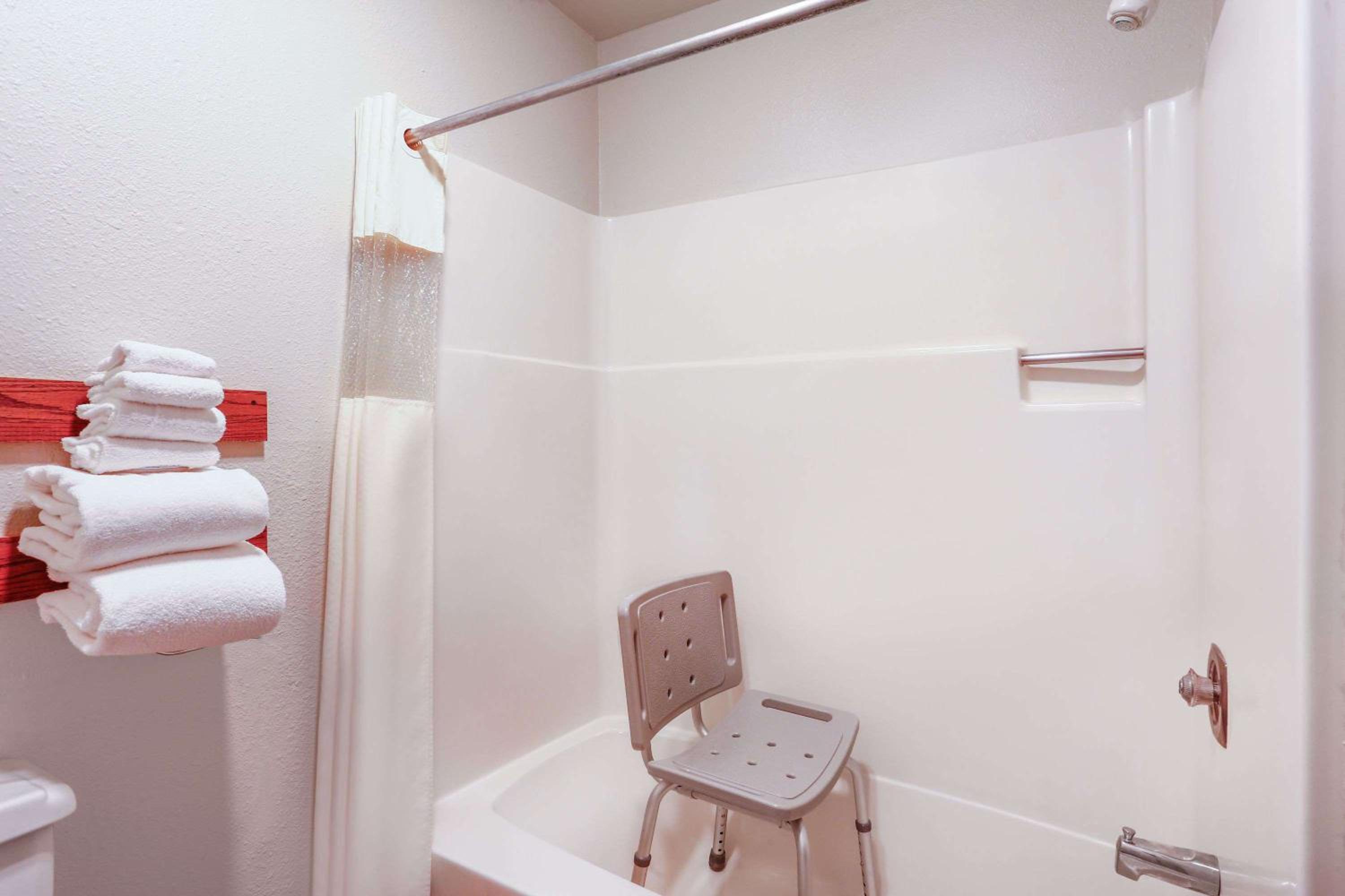 Фото Howard Johnson by Wyndham Helena