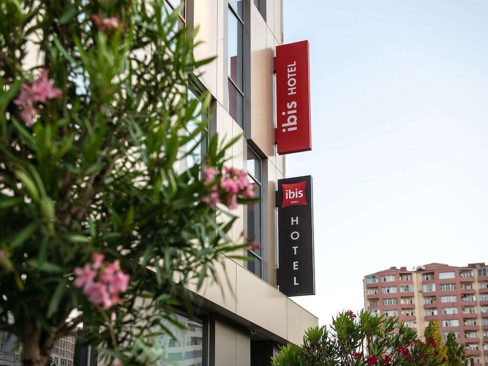 Фото Ibis Baku City