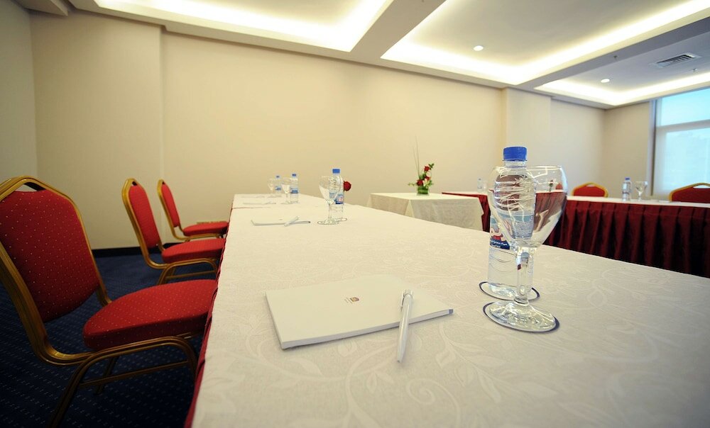 Фото Best Western Plus Mahboula