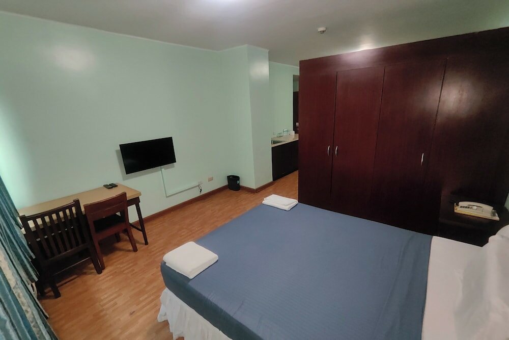 Фото Oftana Suites