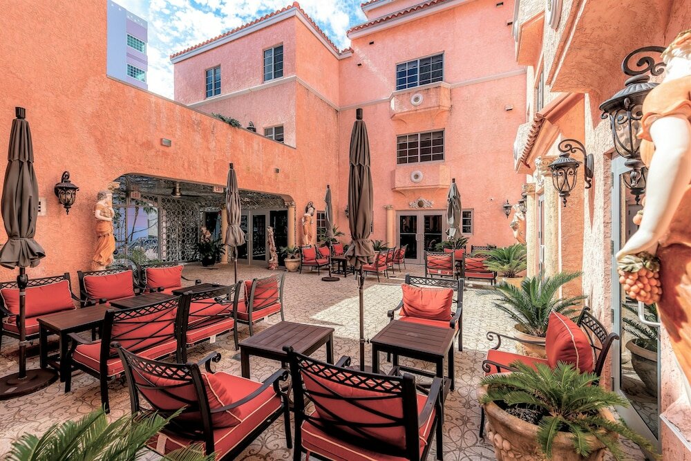 Фото Secret Garden Miami Beach