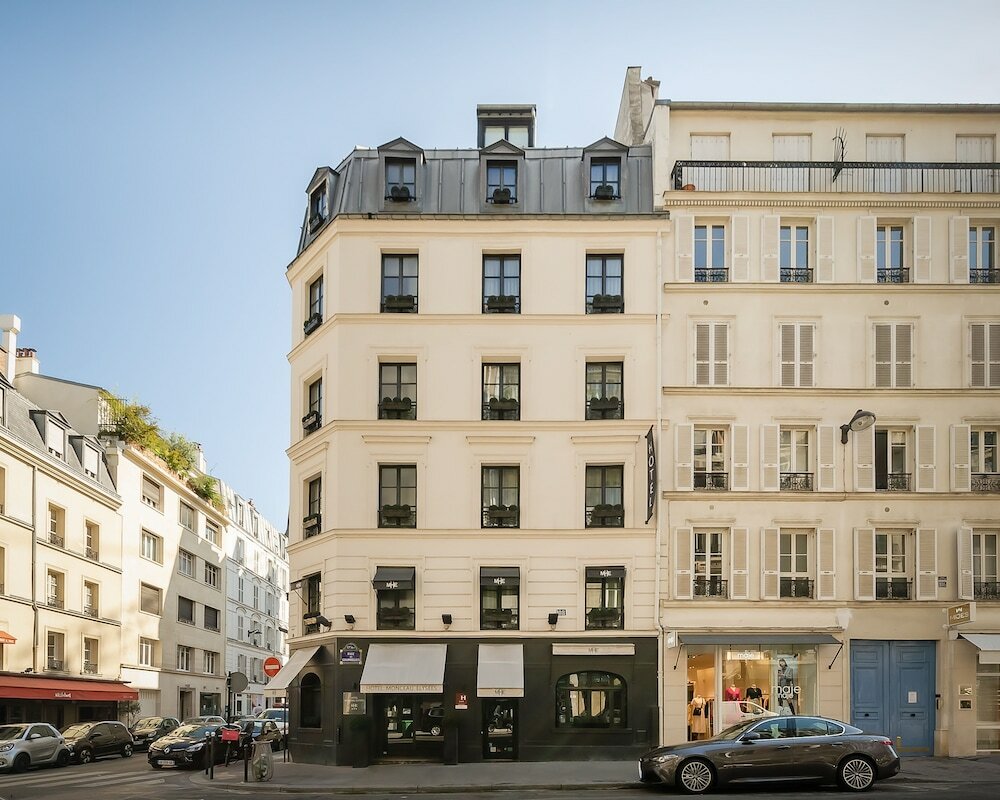 Фото отеля 1