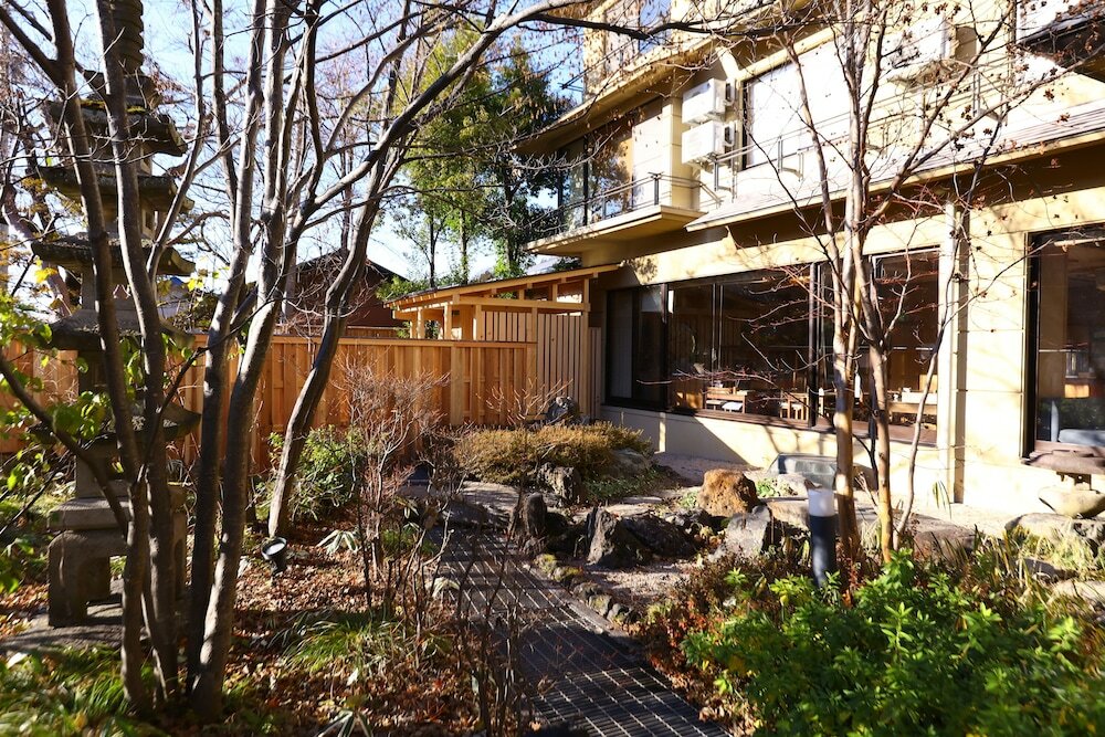 Фото 90180758599