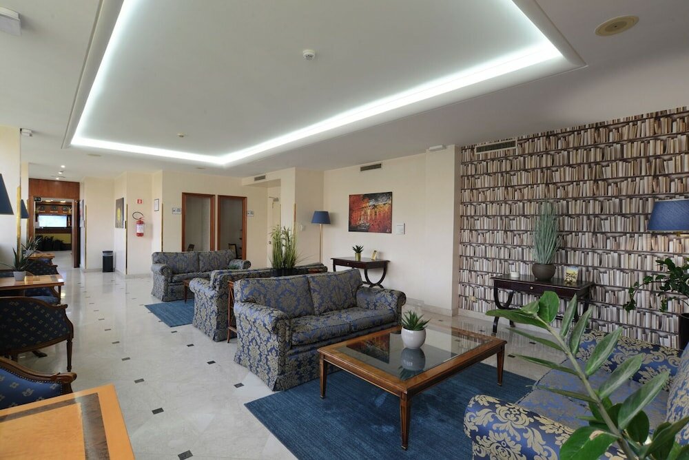 Фото Hotel The Brand