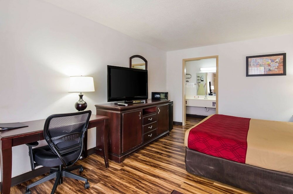 Фото Econo Lodge Marion I-81