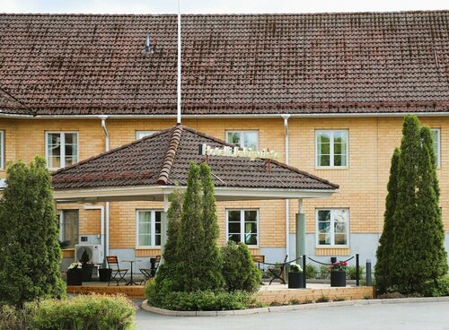 Гостиница Hotelli Jokipuisto в Кюменлааксо