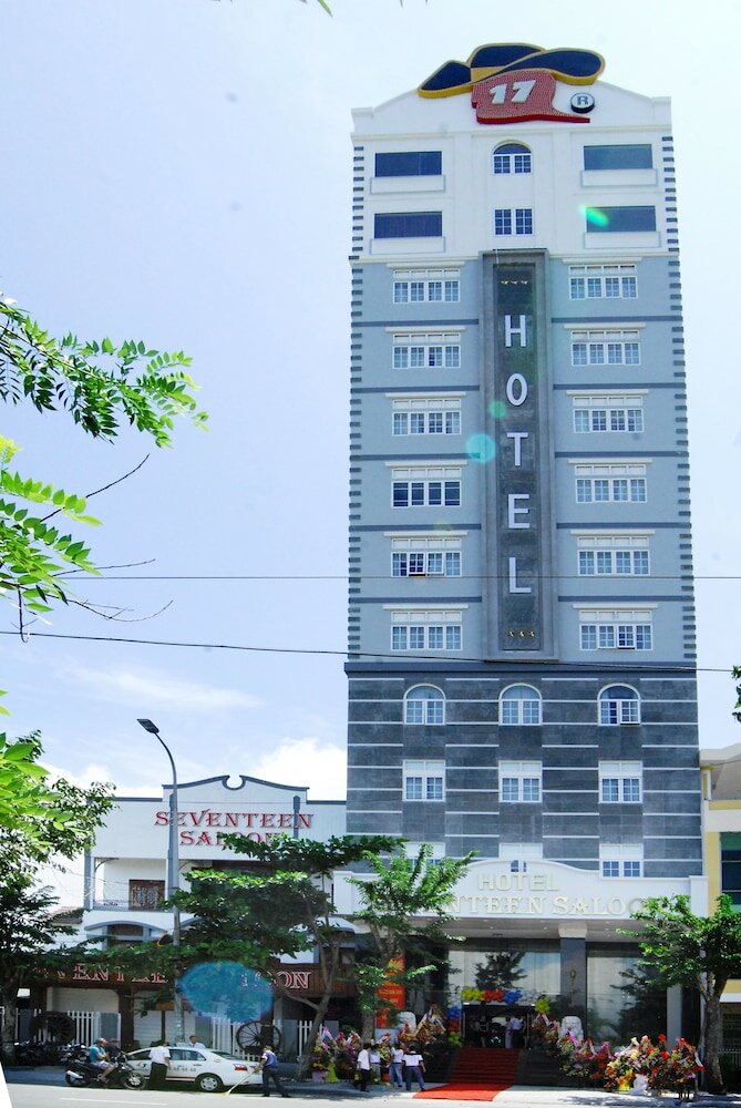 Фото Seventeen Saloon Hotel